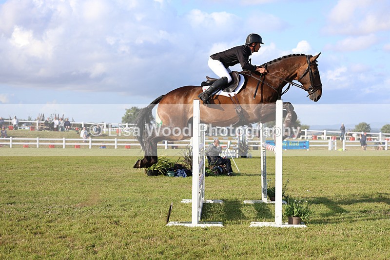 3E7A4592 - Class C1: Showjumping Senior Newcomers/1.10m open