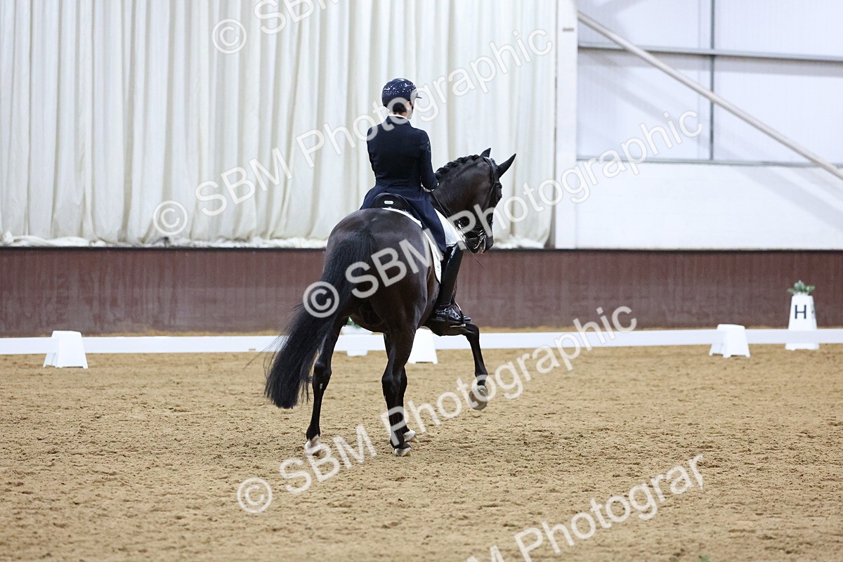 SBM_009779 - Class 14 - FEI Grand Prix - 19.27-20.27