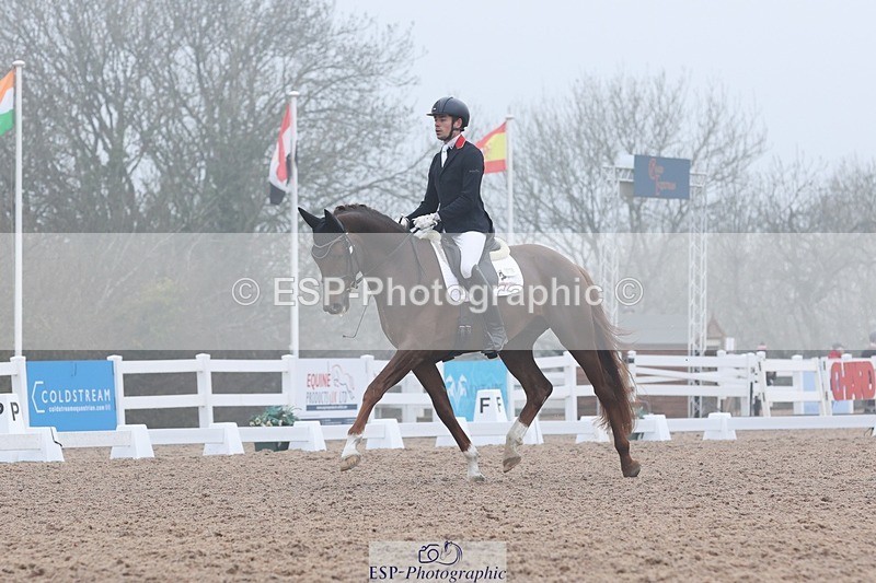 250404-090904-04385 - 076+074-Angus.Corrie-Deane+Amelia.Struel