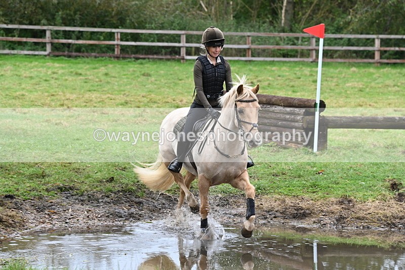 WJ6_7255 - Time at Photographer 13:23 to 13:49