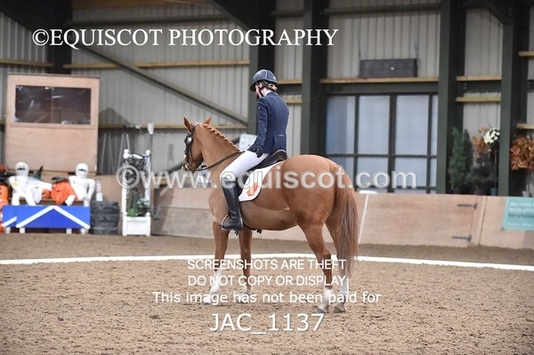 JAC_1137 - CLASS 4 NOVICE 1