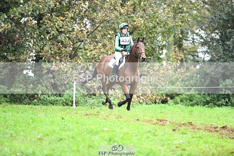 231021-122952-16784 - 433-WILLIAM-Laura.Sharpe-SC+XC