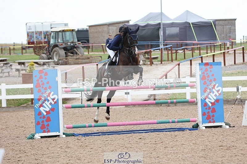 250625-152442-01405 - Cls 6 Foxhunter and 1.20m Open