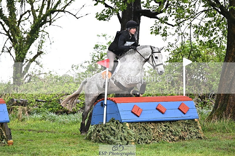 250418-145810-05751 - 170-Emma.Langfjord-Friend-MOUNTROSS.FIONN