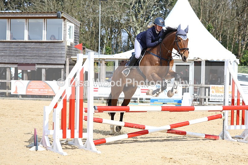 3E7A6691 - Class 4: Senior British Novice/90cm open