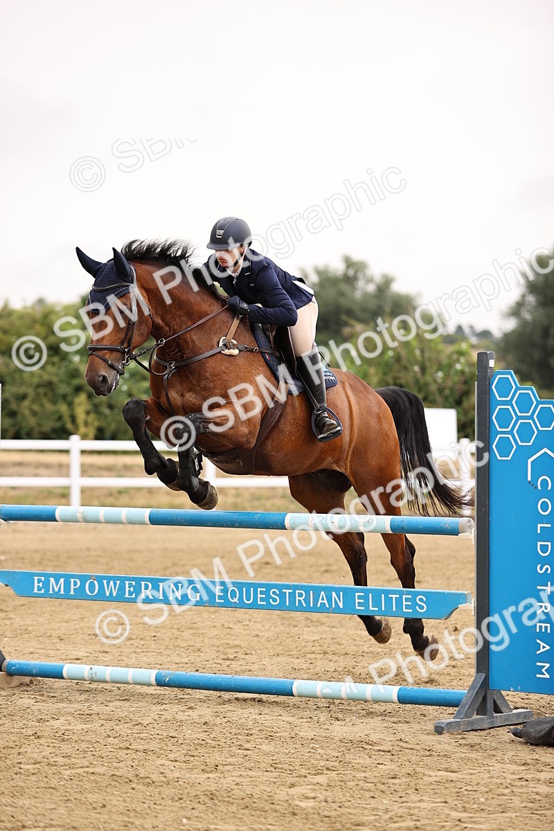 SBM_026346 - Class 12 - Amateur Championship Qualifier 1.05m