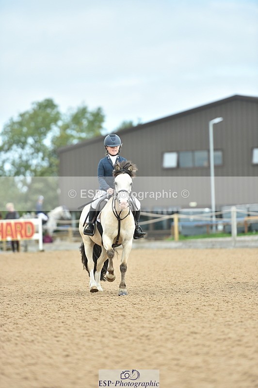 230819A-095506-00109 - Cls 36 Stepping Stones 128cm + 138cm