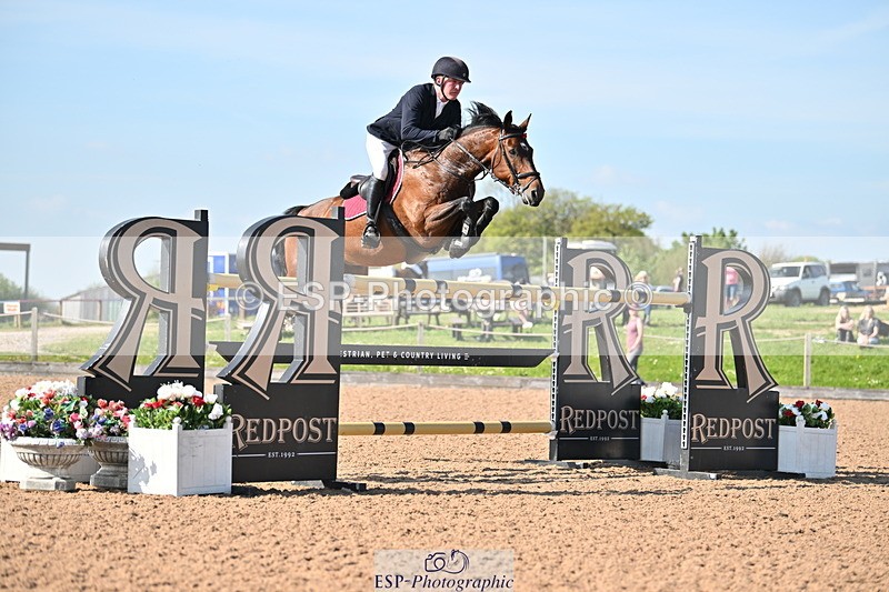 240510A-170634-09373 - Cls 24 National 1.40m Open