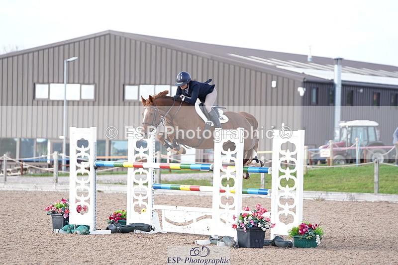 241004A-161148-02762 - Fri 05 Nat 1.30m & 1.40m Open