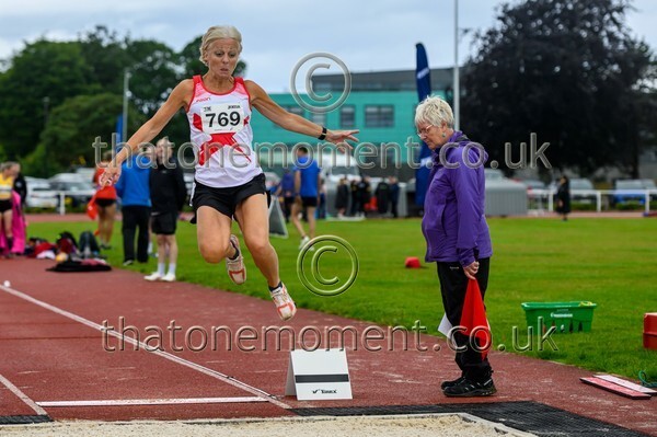 ComMast25-910721 - Field Female Set Two