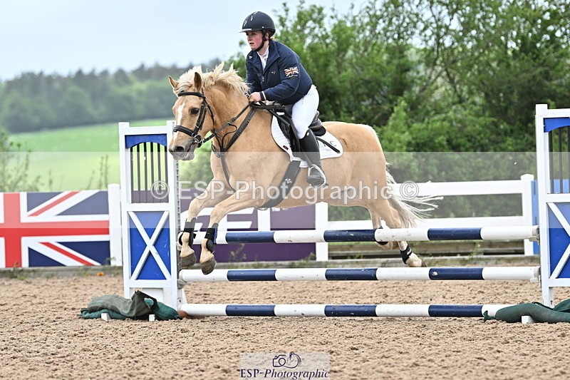 240514A-163813-00087 - 70cm