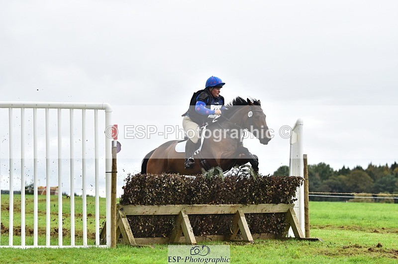 231021-120146-18174 - 406-BALLYCREEN.MILADY-Georgina.Brown-SC+XC