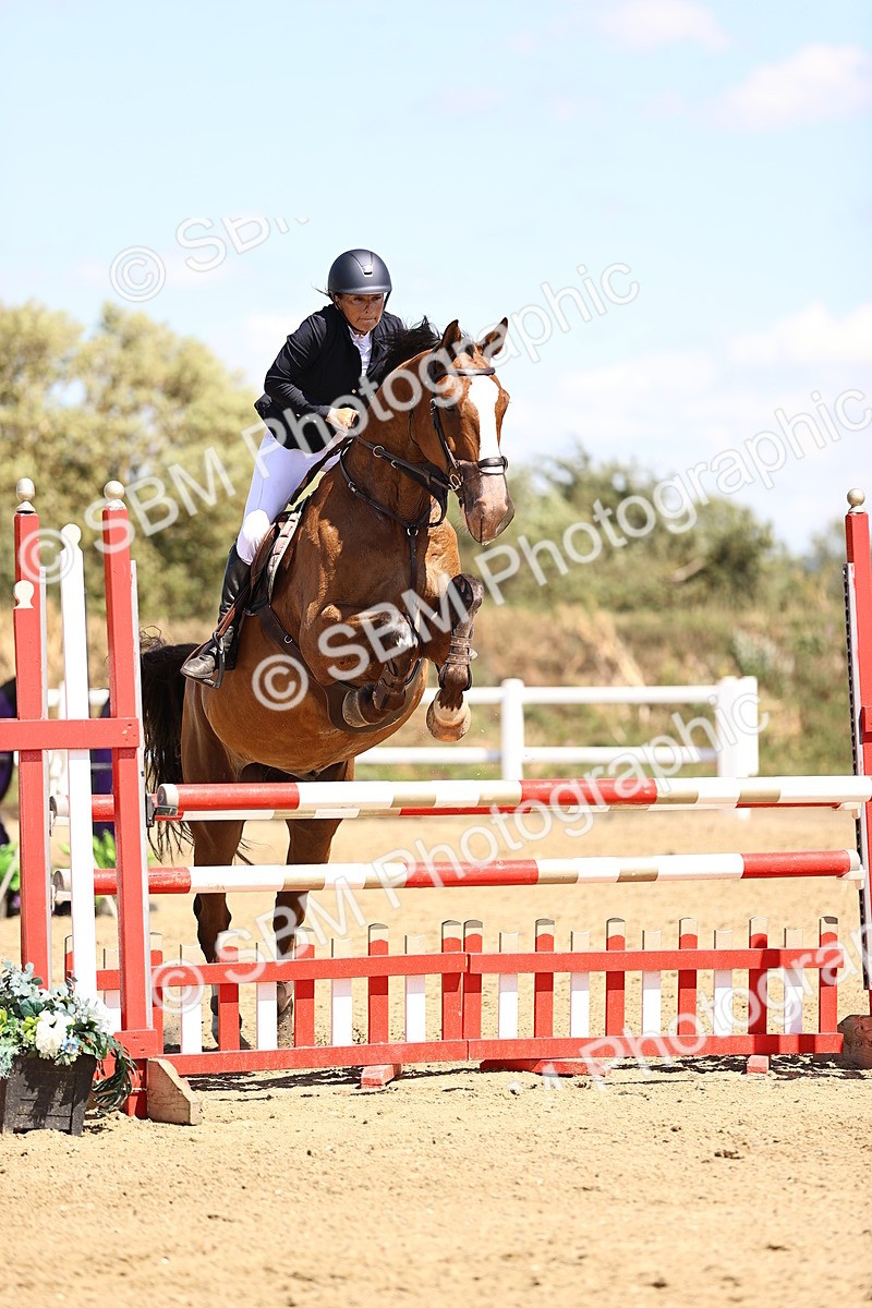 SBM_015029 - Class 15 - Senior Newcomers - 1.10m Open