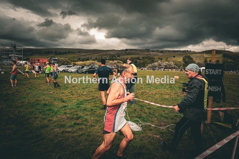 DSCF7042 - Kilnsey Crag race