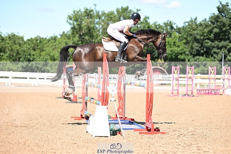 250709-131956-00811 - Cls 4 Snr Newcomers & Snr 1.10m