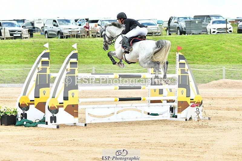 230720A-121523-02753 - Cls 33, 7 Yr Olds 1.30m