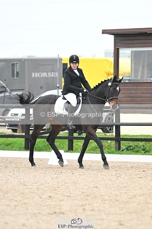 241103-100654-00266 - Intro 3 - 9.40 to 10.40