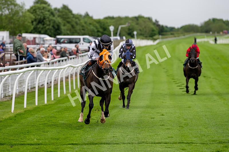 230524-Race 2-Birkenhead-1310 - Race 2