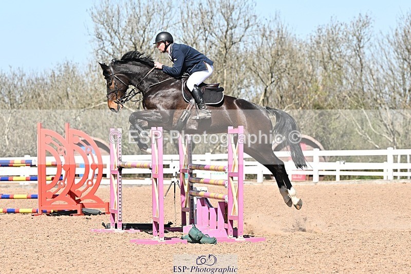 250409-124411-00540 - Snr Newc & 1.10m Open