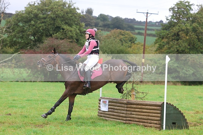 3E7A1752 - Class 3: 70cm Pairs: Half Roll Top