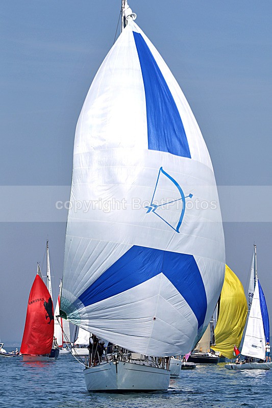 180707 UNNAMED BLUE ARROW  2F7A7333 - ROUND THE ISLAND 2018