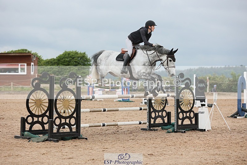 250524-101439-04113 - Cls 13  A&B 1.05m & 1.10m open