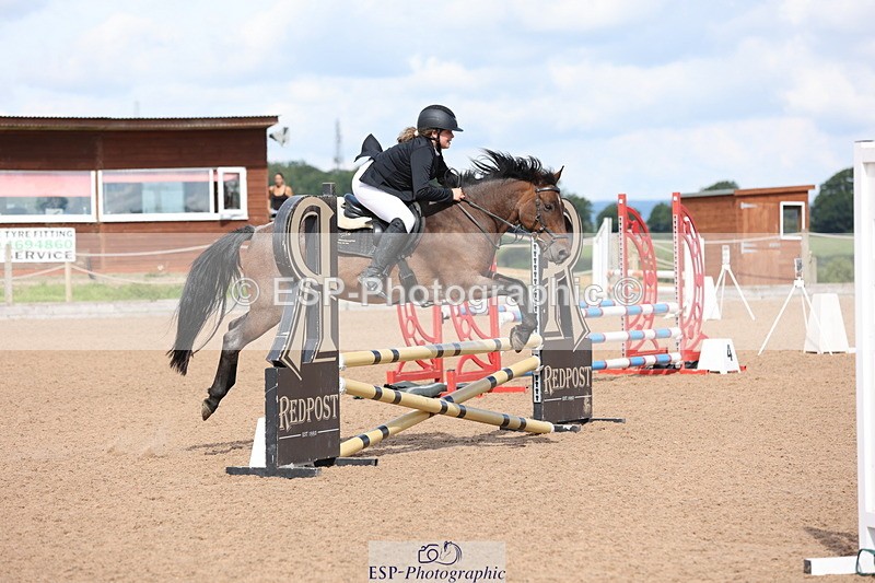 240714A-100051-01691 - Cls 3 A&B Pony BN & 80cm Open