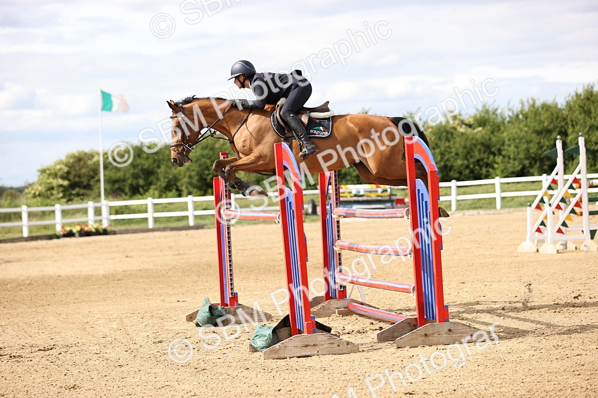 SBM_003562 - Class 13 - Senior Foxhunter - 1.20m