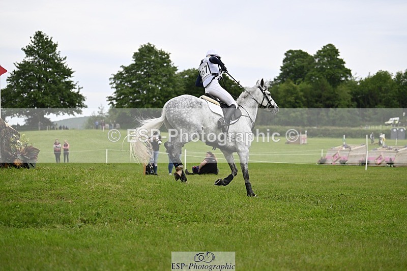 240525-164851-18443 - 267-VAN_KAUNITZ-Jemima_Howden