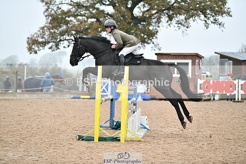 241102A-105730-04141 - SAT Cls 9 British Novice and 90cm Open