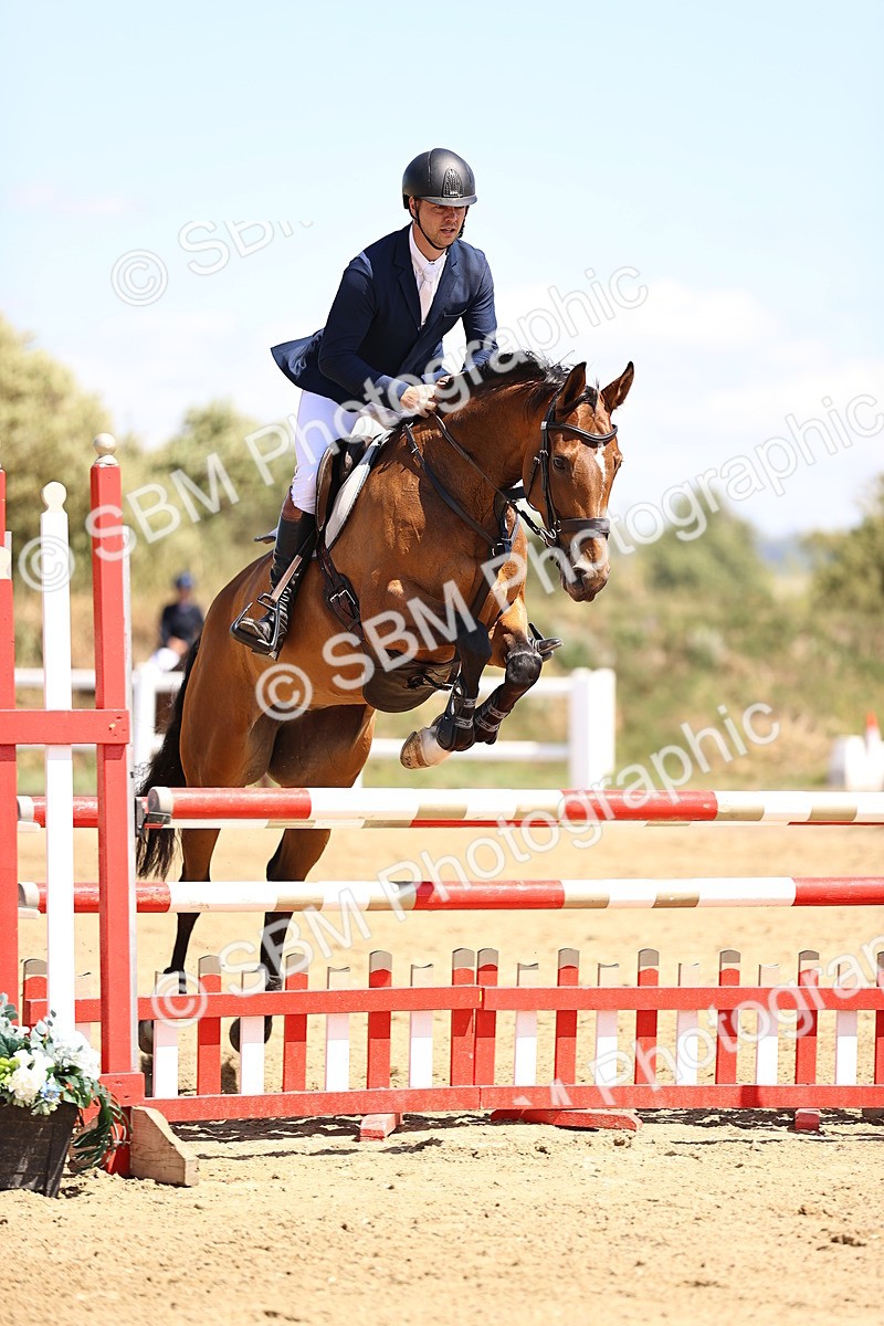 SBM_014818 - Class 15 - Senior Newcomers - 1.10m Open