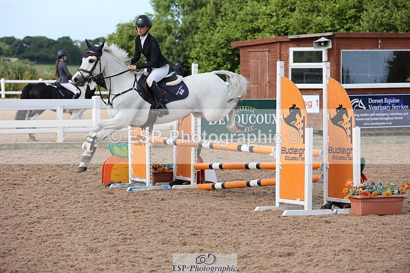 240629A-085623-02777 - Cls 16 British Novice and 80cm Open