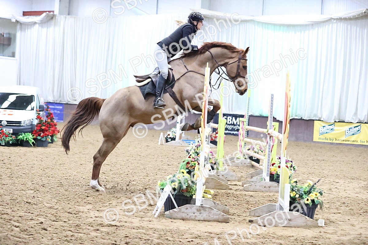 SBM_003563 - Class 16 - Senior Newcomer - 1.10m