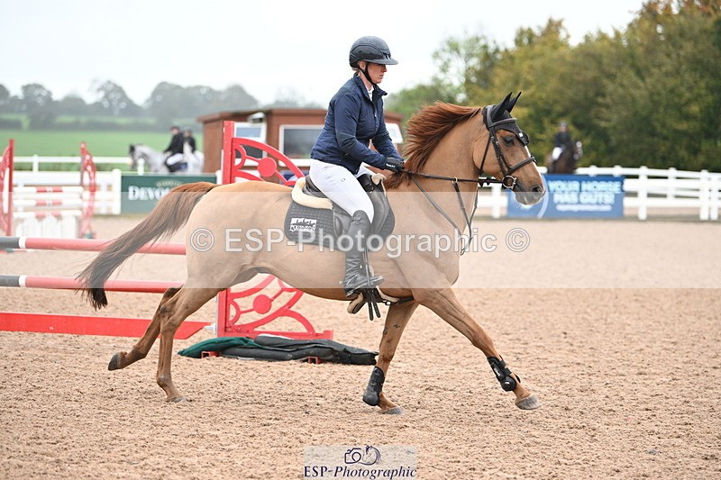 241023A-110746-00465 - Cls 1 British Novice and 90cm Open