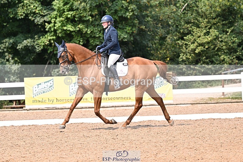 250816-142043-05334 - 142-Emma-Jane.BrownLord.in.Red