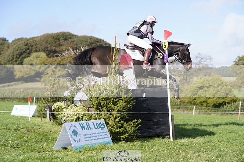 241025-114610-06303 - 056-Claire.Deuten-KILBUNNY.BLUE.BIRD