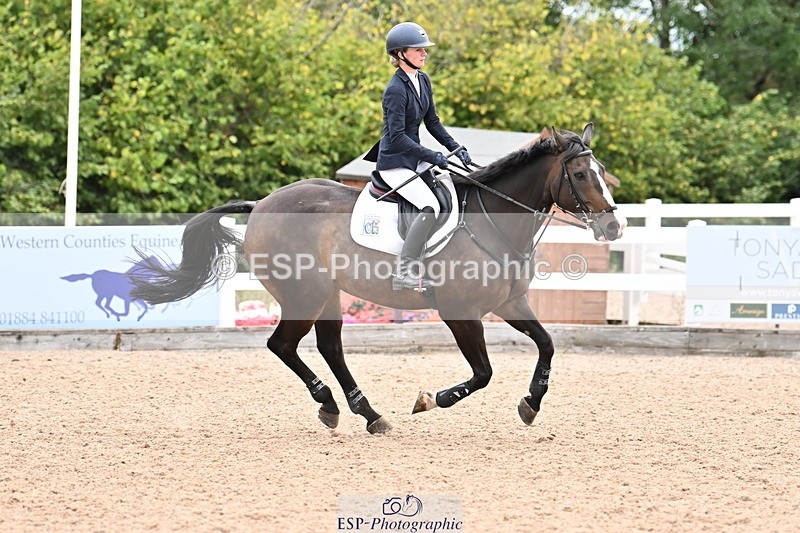 250820B-131941-00758 - Cls 4 Newcomers and 1.10m Open