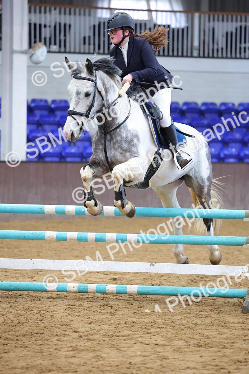 SBM_009593 - Class 20 - Senior British Novice/ 90cm Open - First Round (0.90m)