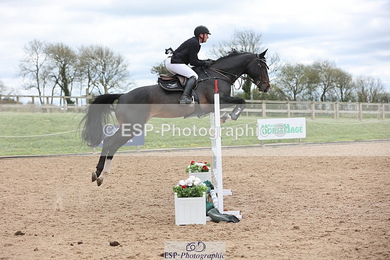 240419A-124759-07451 - Cls 6, 2 Star Medium Tour 1.35m