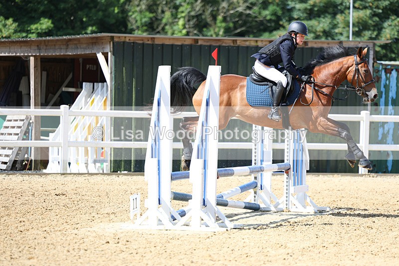 3E7A2738 - Class 2: 70cm Juniors and Seniors