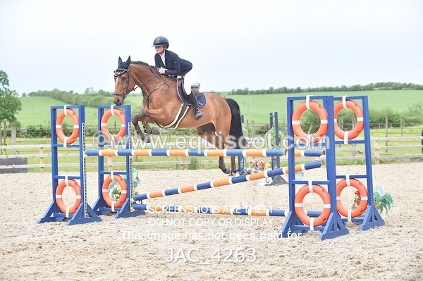 JAC_4263 - CLASS 6 Senior Foxhunter/ 1.20m Open