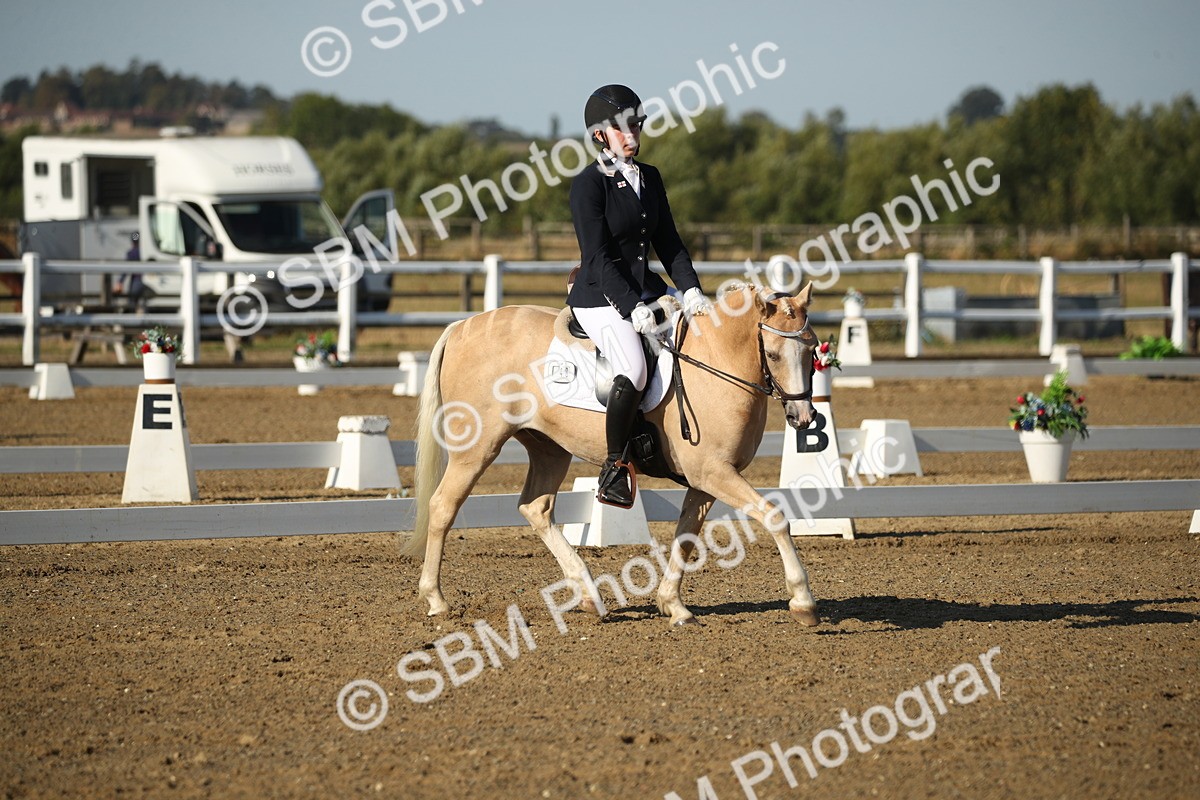 SBM_004460 - Class 11 - Novice 5 - 9.0010.03