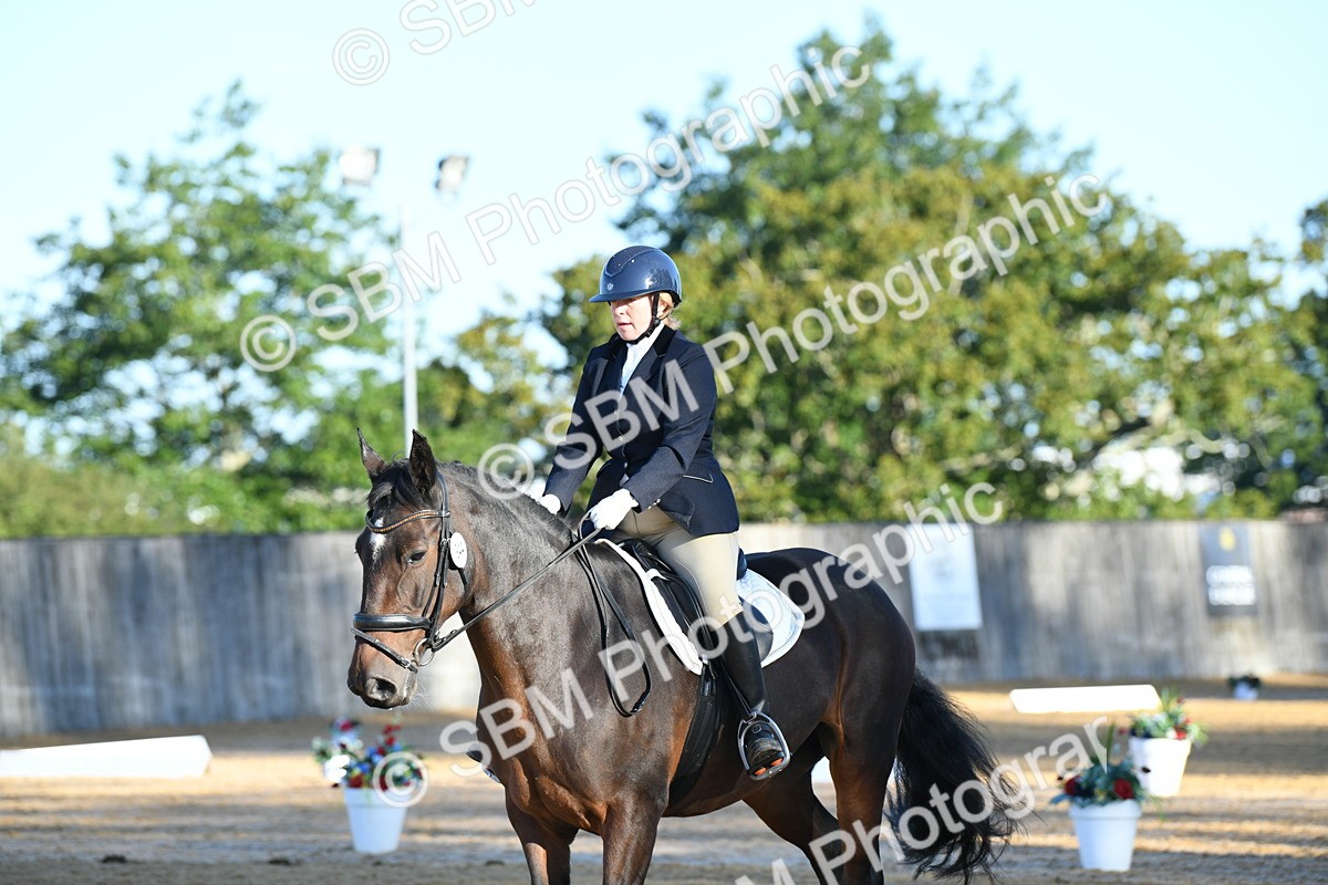 SBM_14383 - D4 - Small Tour Championship - Intro B