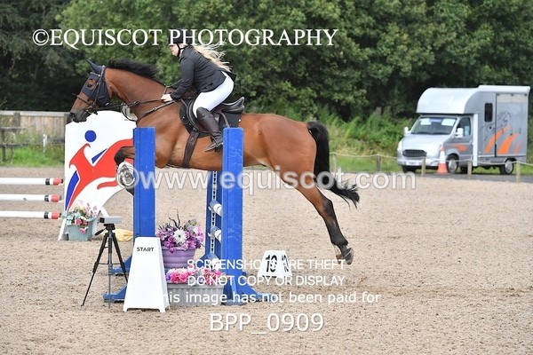 BPP_0909 - CLASS 3  Senior British Novice/ 90cm Open