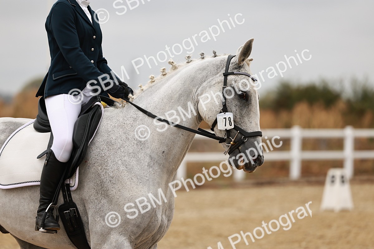 SBM_001951 - Class 8-11 - N2 E1 Warm Up - 12.27-12.59
