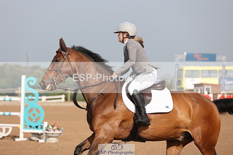 240511A-085142-10819 - Cls 32 Foxhunter