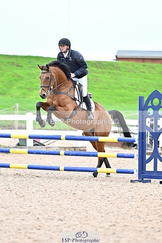 251015-105809-00139 - Cls 1 British Novice and 90cm Open