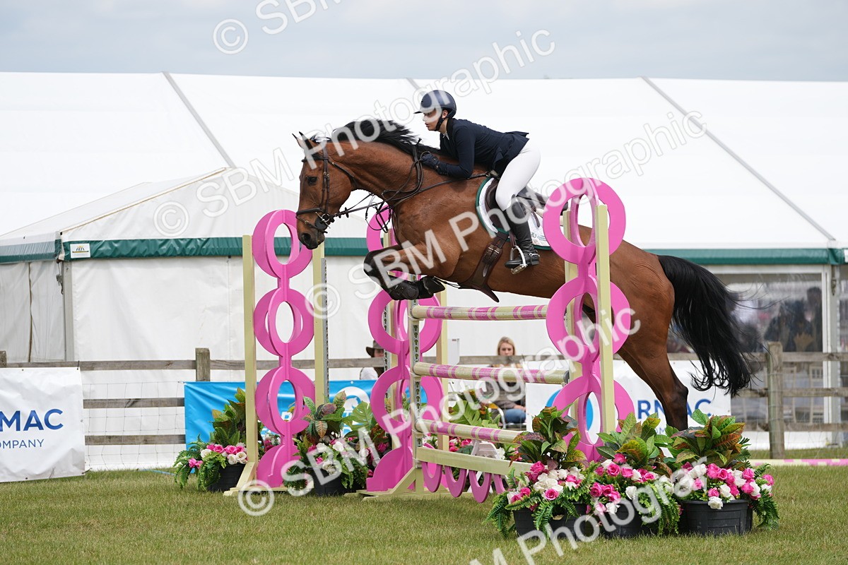 SBM_06560 - Class 202 - National 1.40m Open