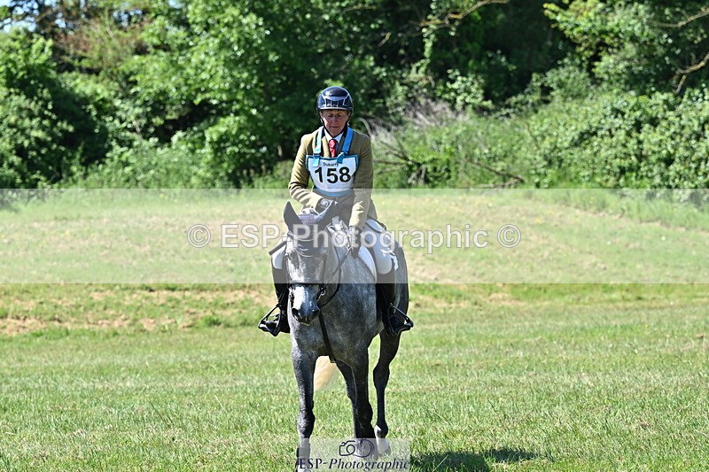 250522B-121923-01995 - 158-CRUISING.CARRA-Leigh.Smallacombe