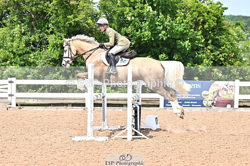 240619A-110133-00016 - Cls 1 British Novice and 90cm Open